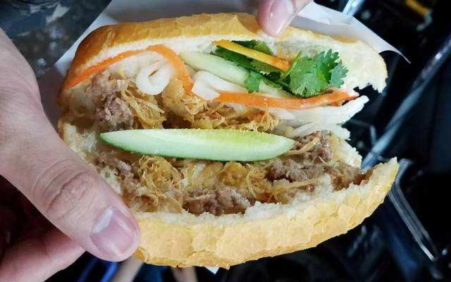 Ăn vặt Bánh Mì Tuệ Tĩnh