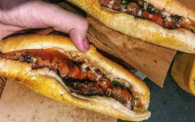 Ăn vặt Bánh Mì Vàng