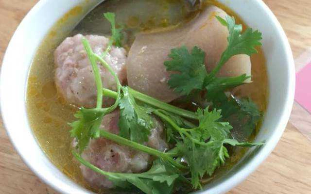 Ăn vặt Bánh Mì Xíu Mại Gốc Đà Lạt