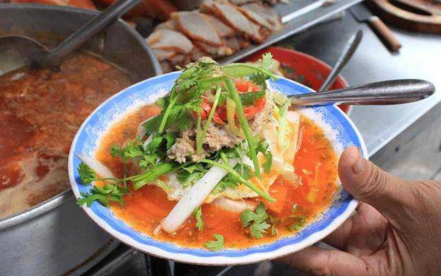Ăn vặt Bánh Mì Xíu Mại - Nguyễn Kiệm