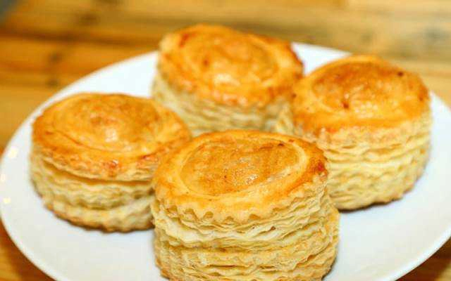 Ăn vặt Bánh Pateso Mai Anh