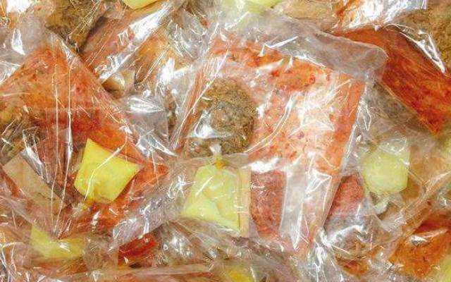 Ăn vặt Bánh Tráng Bơ