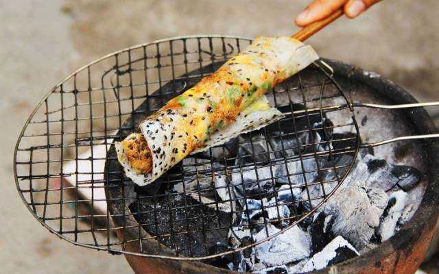 Ăn vặt Bánh Tráng Nướng Mắm Ruốc - Thủ Khoa Huân