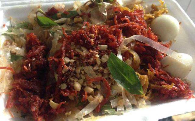 Ăn vặt Bánh Tráng Trộn Chị Lan - ĐH Kinh Tế Quốc Dân