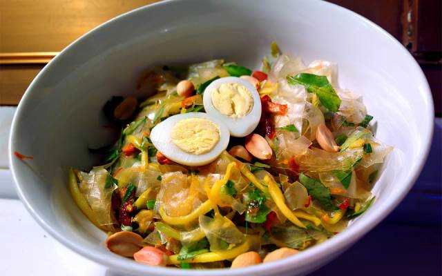Ăn vặt Bánh Tráng Trộn Chú Viên