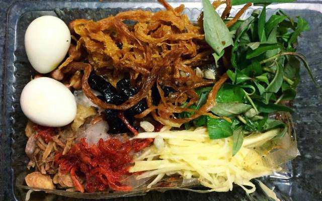 Ăn vặt Bánh Tráng Trộn SG