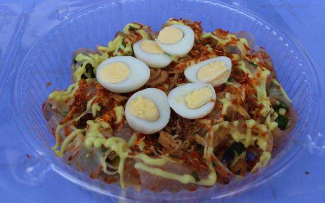 Ăn vặt Bánh Tráng Trộn & Sữa Tươi Chai Nguyên Chất