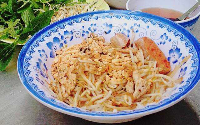 Ăn vặt Bánh Ướt & Bún Thịt Xào