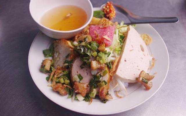 Ăn vặt Bánh Ướt Nóng - Tên Lửa