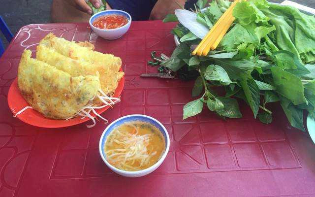 Ăn vặt Bánh Xèo 6k - Chợ Phạm Văn Hai