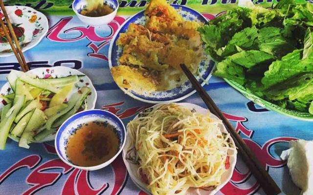 Ăn vặt Bánh Xèo Hồng Lĩnh