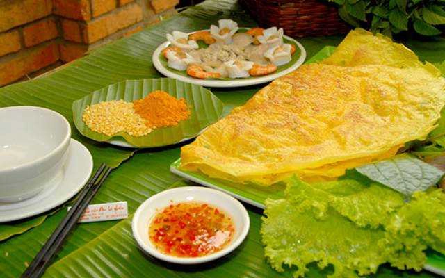 Ăn vặt Bánh xèo Ngô Quyền