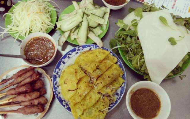 Ăn vặt Bánh Xèo Trần Hà
