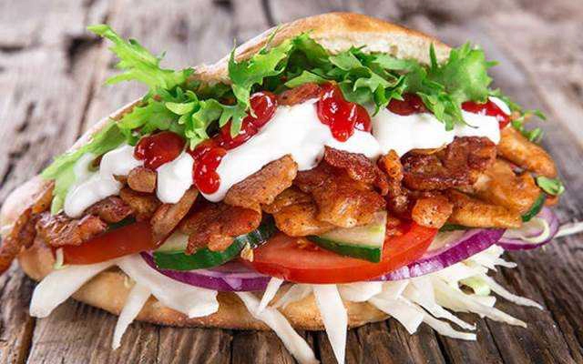 Ăn vặt Bảo Phương - Bánh Mì Doner Kebab