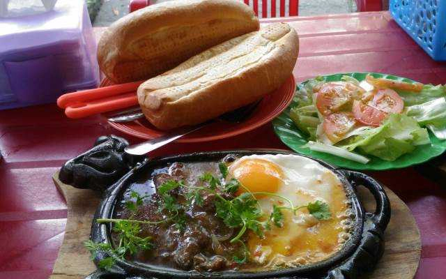 Ăn vặt Beef Steak Bình Dân
