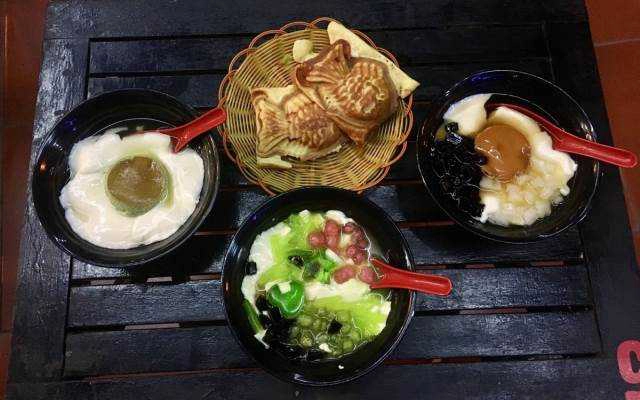 Ăn vặt Bi Quán - Tào Phớ & Bánh Trứng Gà Non