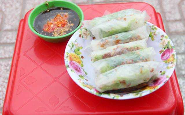 Ăn vặt Bò Bía Lý