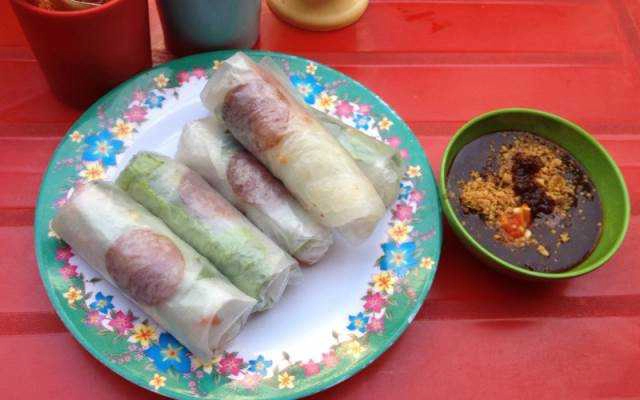 Ăn vặt Bò Bía - Tôn Đản
