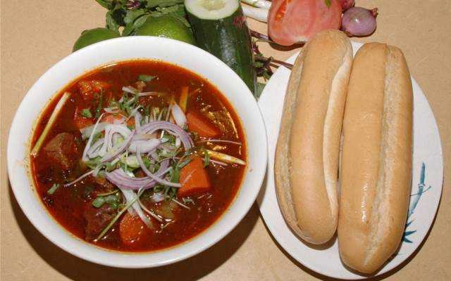 Ăn vặt Bò Kho & Phở