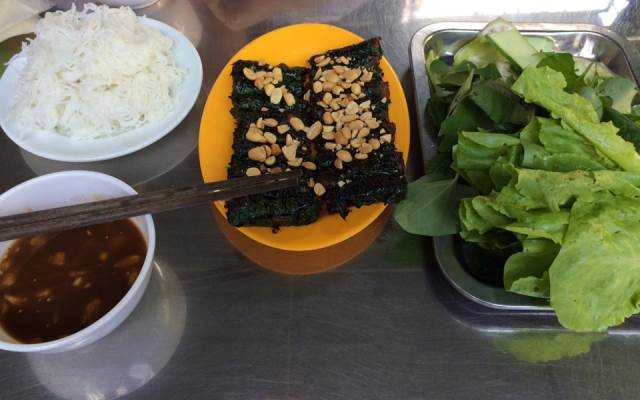 Ăn vặt Bò Lá Lốt & Lòng Non Nướng