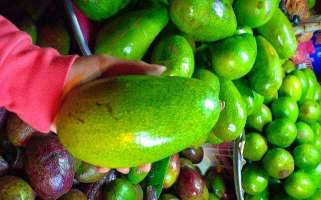 Ăn vặt Bơ Sáp Chú Được
