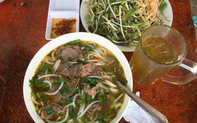 Ăn vặt Bún Bò 20K