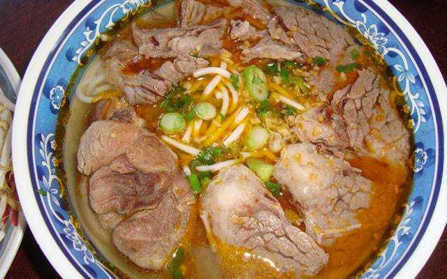 Ăn vặt Bún Bò Hẻm Số 9