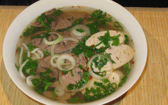Ăn vặt Bún Bò - Nguyễn Thị Nhỏ