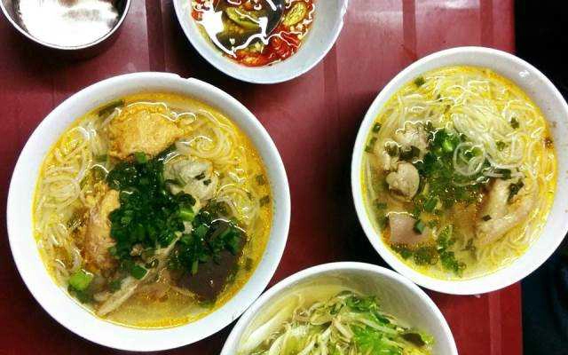 Ăn vặt Bún Bò O Loan