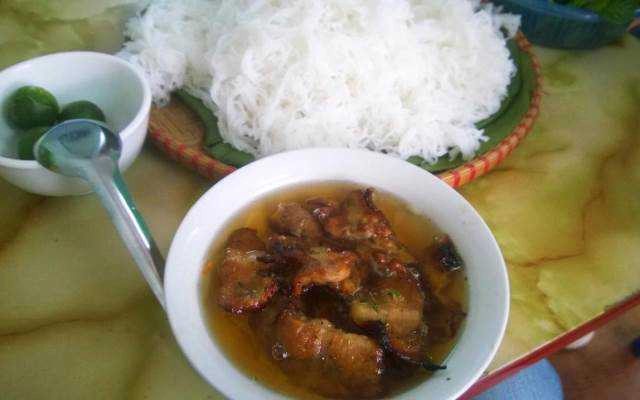 Ăn vặt Bún Chả & Nem Rán - Chùa Bộc
