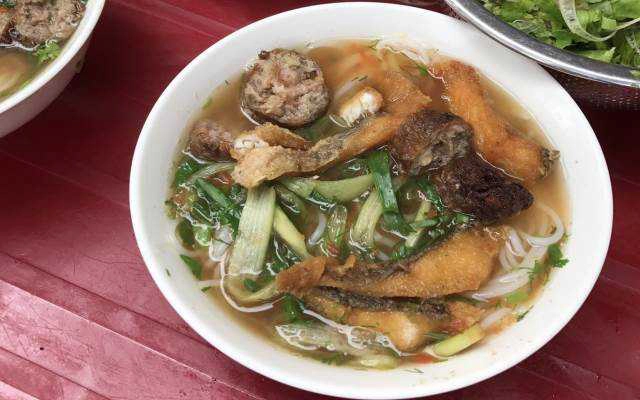 Ăn vặt Bún Cháo Bác Già