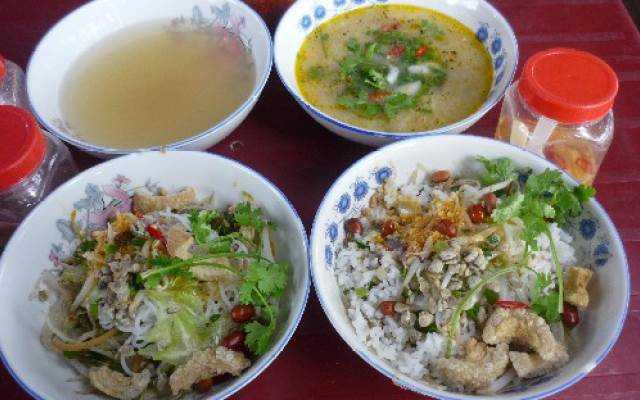 Ăn vặt Bún - Cơm Hến Loan