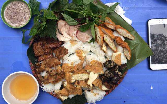 Ăn vặt Bún Đậu Mẹt - ĐH Thủy Lợi