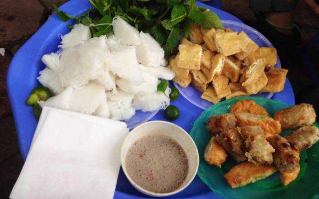 Ăn vặt Bún Đậu Mẹt - Nguyễn Tuân