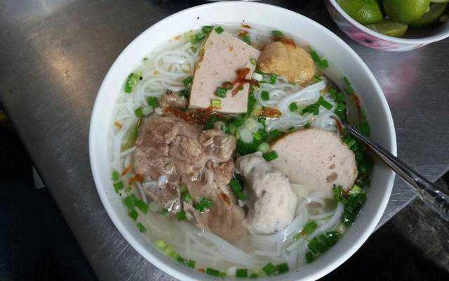 Ăn vặt Bún Mọc & Bún Gà - Lạc Long Quân