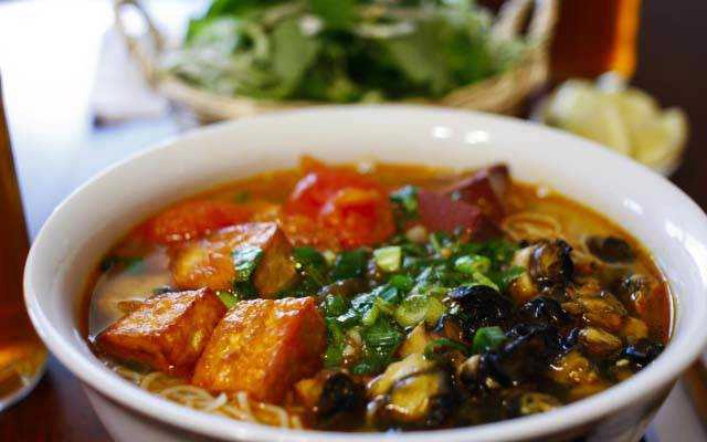 Ăn vặt Bún Ốc A15 - Tạ Quang Bửu