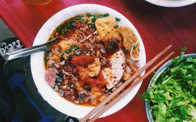 Ăn vặt Bún Ốc Đậu Giò - Chợ Xanh Định Công