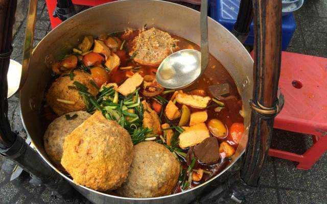 Ăn vặt Bún Riêu Gánh Bến Thành - Phan Bội Châu