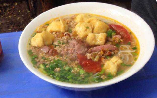 Ăn vặt Bún Riêu Cua Giò