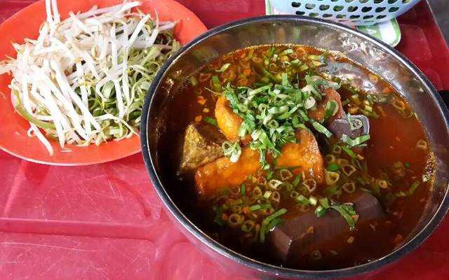 Ăn vặt Bún Riêu Cua Hẻm 404 - Nguyễn Đình Chiểu