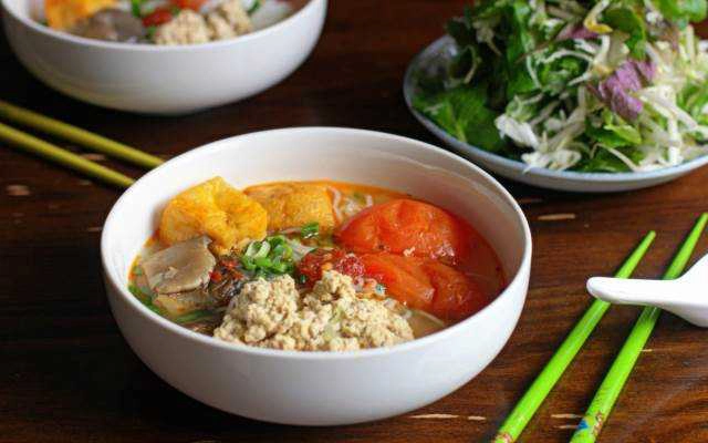 Ăn vặt Bún Riêu Dì Năm