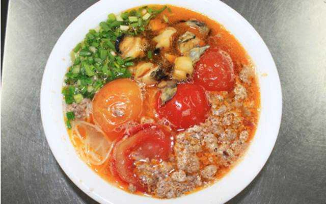 Ăn vặt Bún Riêu - Trần Quốc Toản