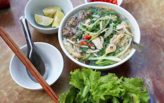 Ăn vặt Bún Thang & Miến Ngan - Trịnh Hoài Đức