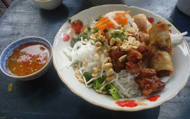 Ăn vặt Bún Thịt Nướng