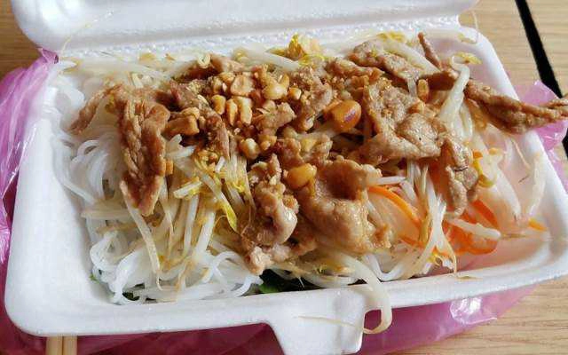 Ăn vặt Bún Thịt Xào - Nguyễn Biểu