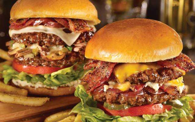 Ăn vặt Burger Tu - Nơ Trang Long