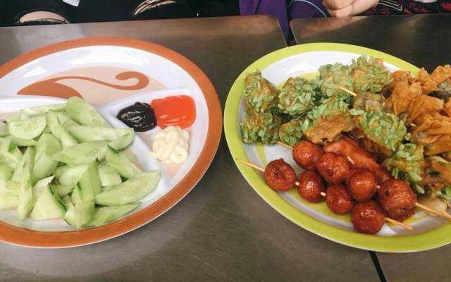 Ăn vặt Cá Viên Chiên 176 - Lê Văn Lương