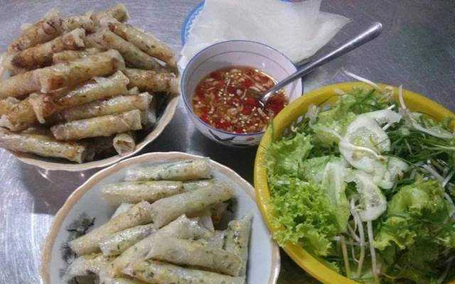 Ăn Vặt Cầu Cảng