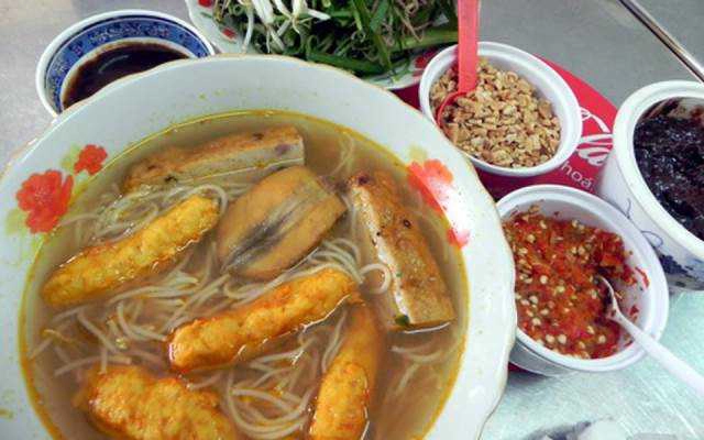 Ăn vặt Cây Mận - Quán Bún Suông
