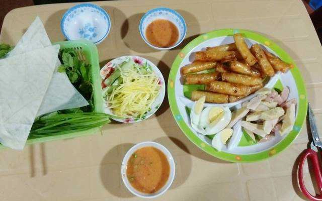 Ăn vặt Chả Cuốn Cá Trích